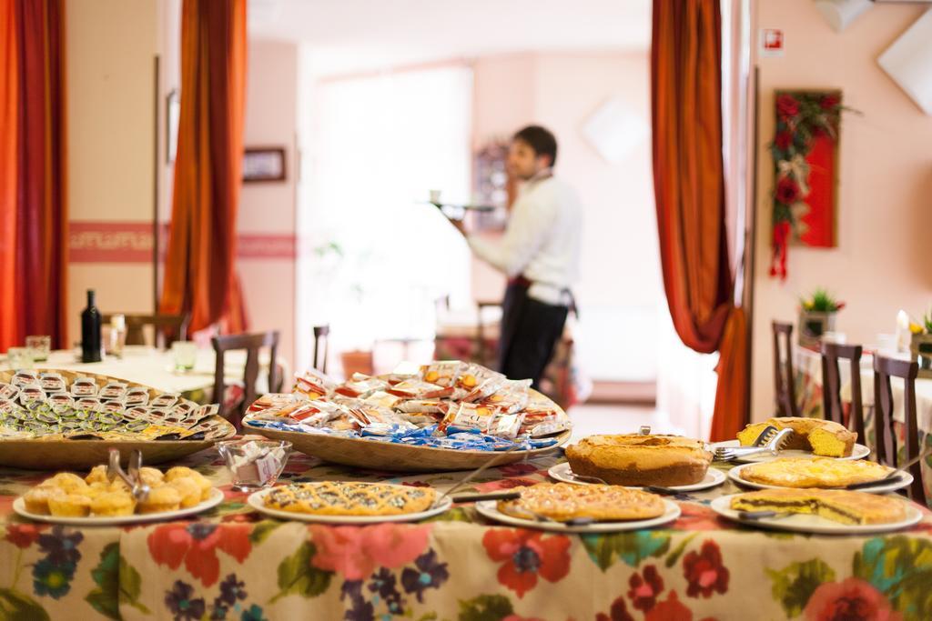 Hotel Fabbrini Abbadia San Salvator Zewnętrze zdjęcie