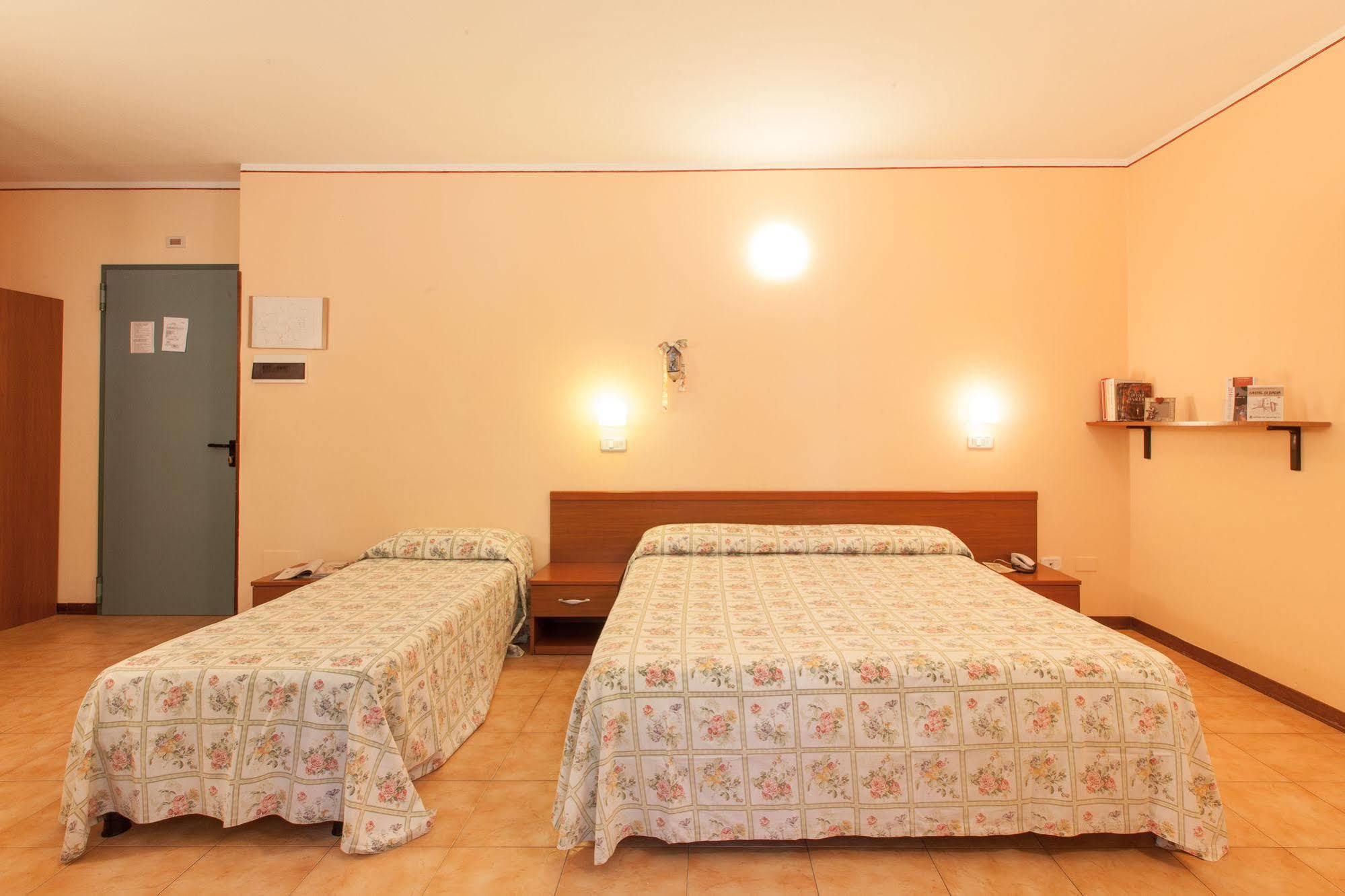 Hotel Fabbrini Abbadia San Salvator Zewnętrze zdjęcie